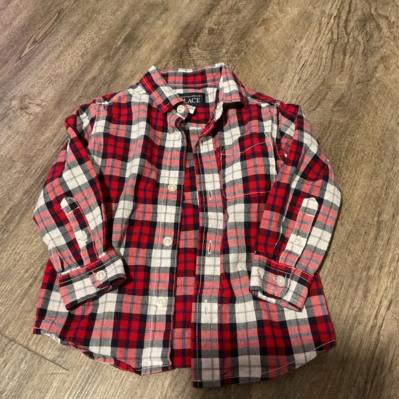Boys button up - Picture 1 of 1